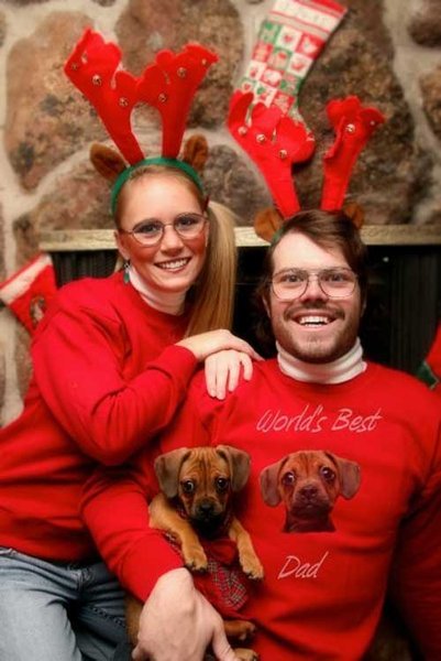 awkward christmas card photos