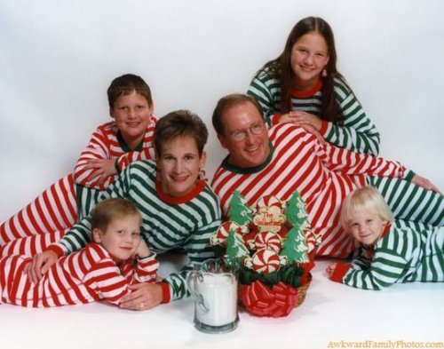 awkward christmas card photos